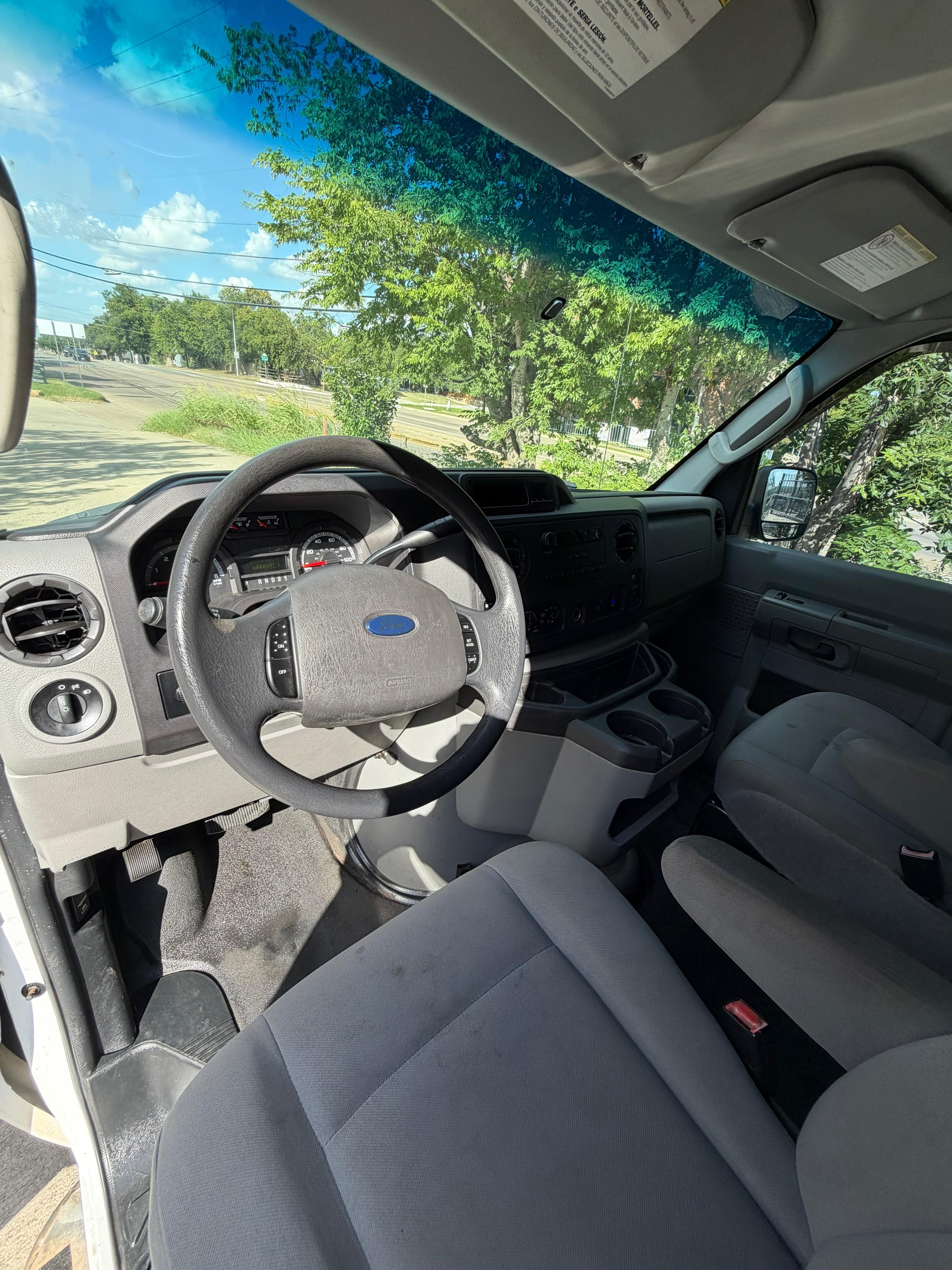 Ford E-250 Cargo Van
