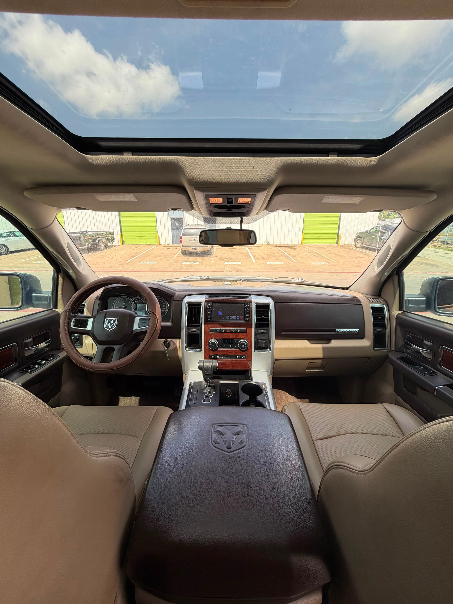 RAM Laramie 5.7