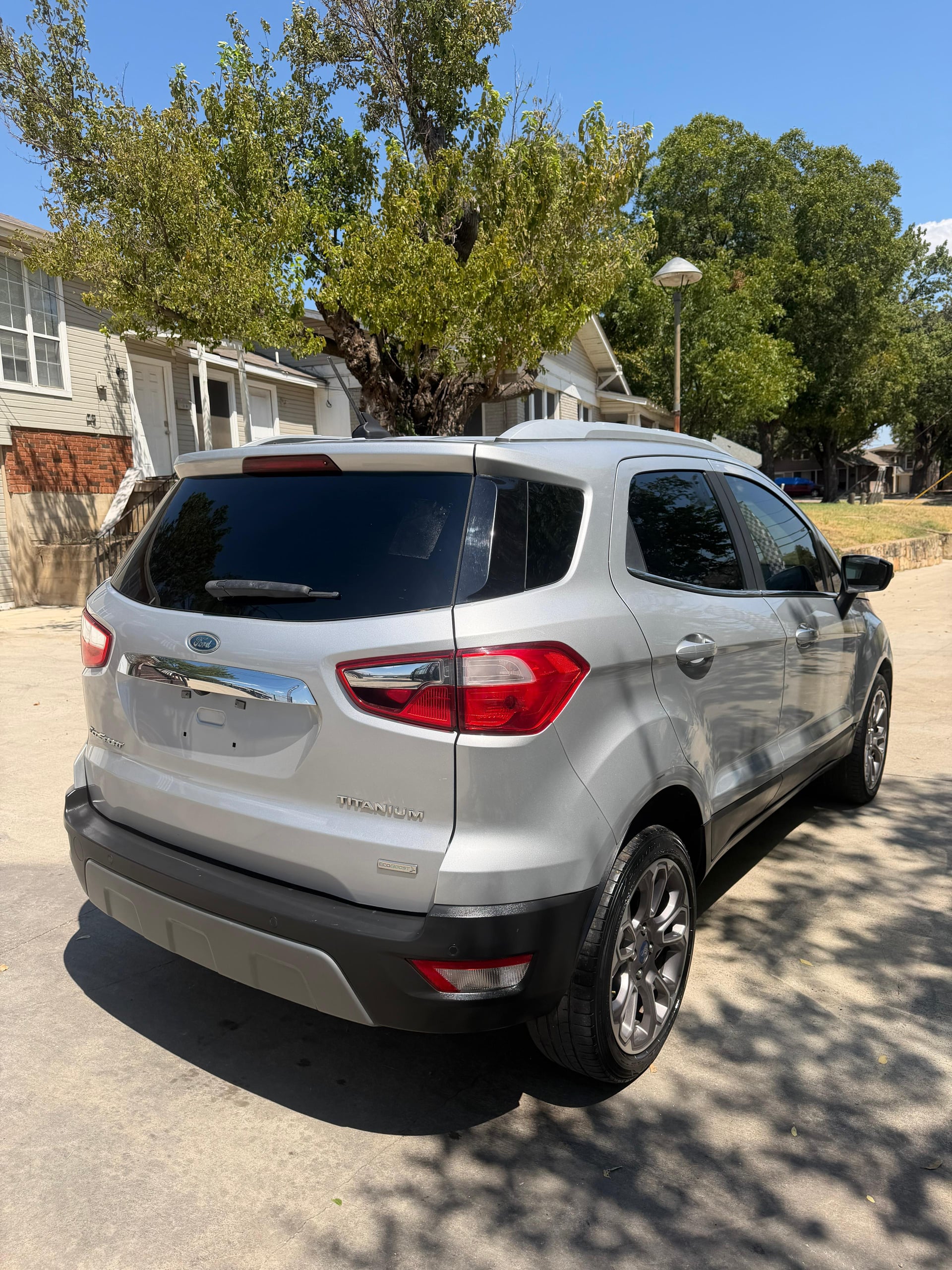 Ford ECOSPORT TITANIUM