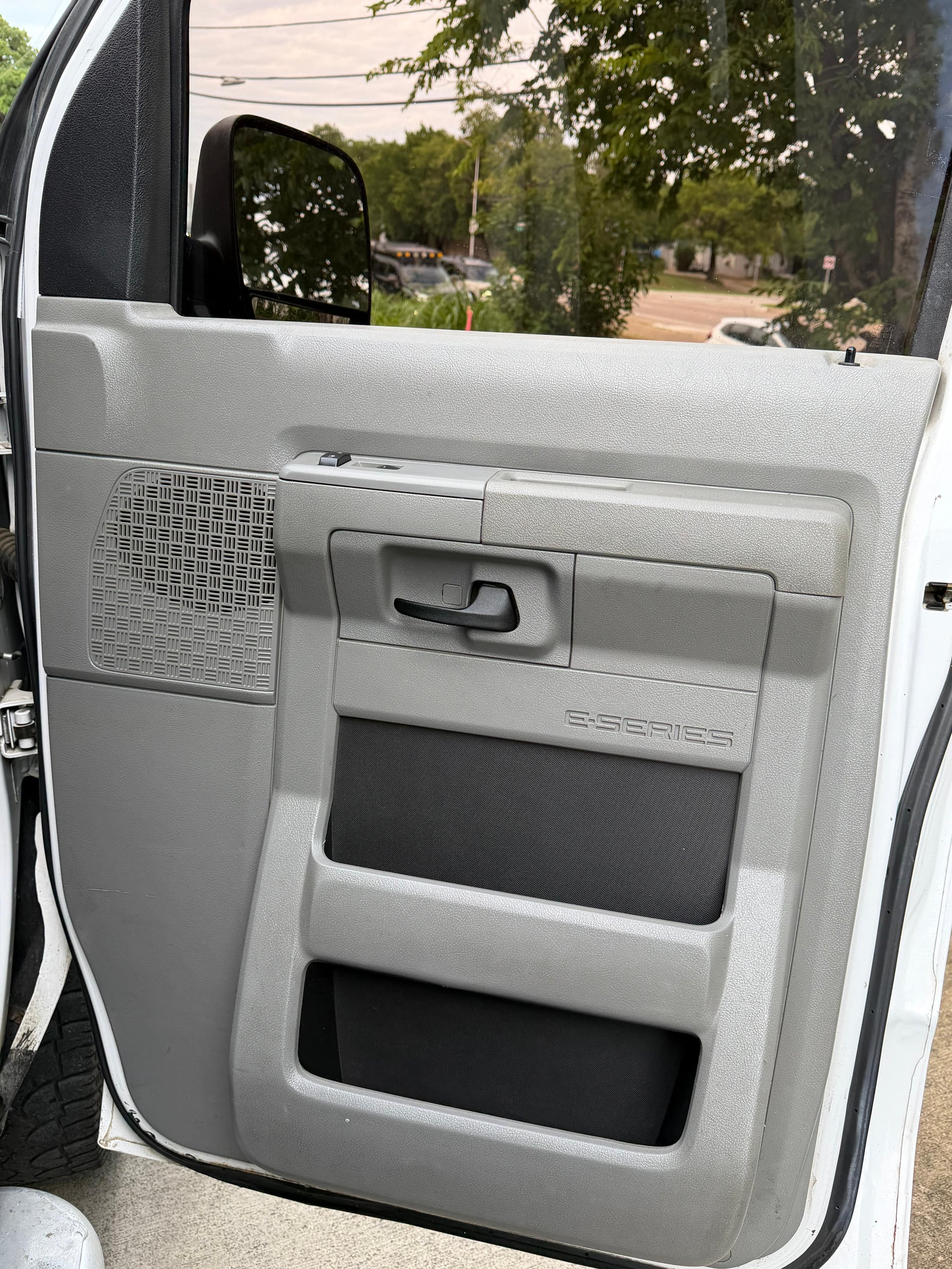 Ford E250 Cargo Van