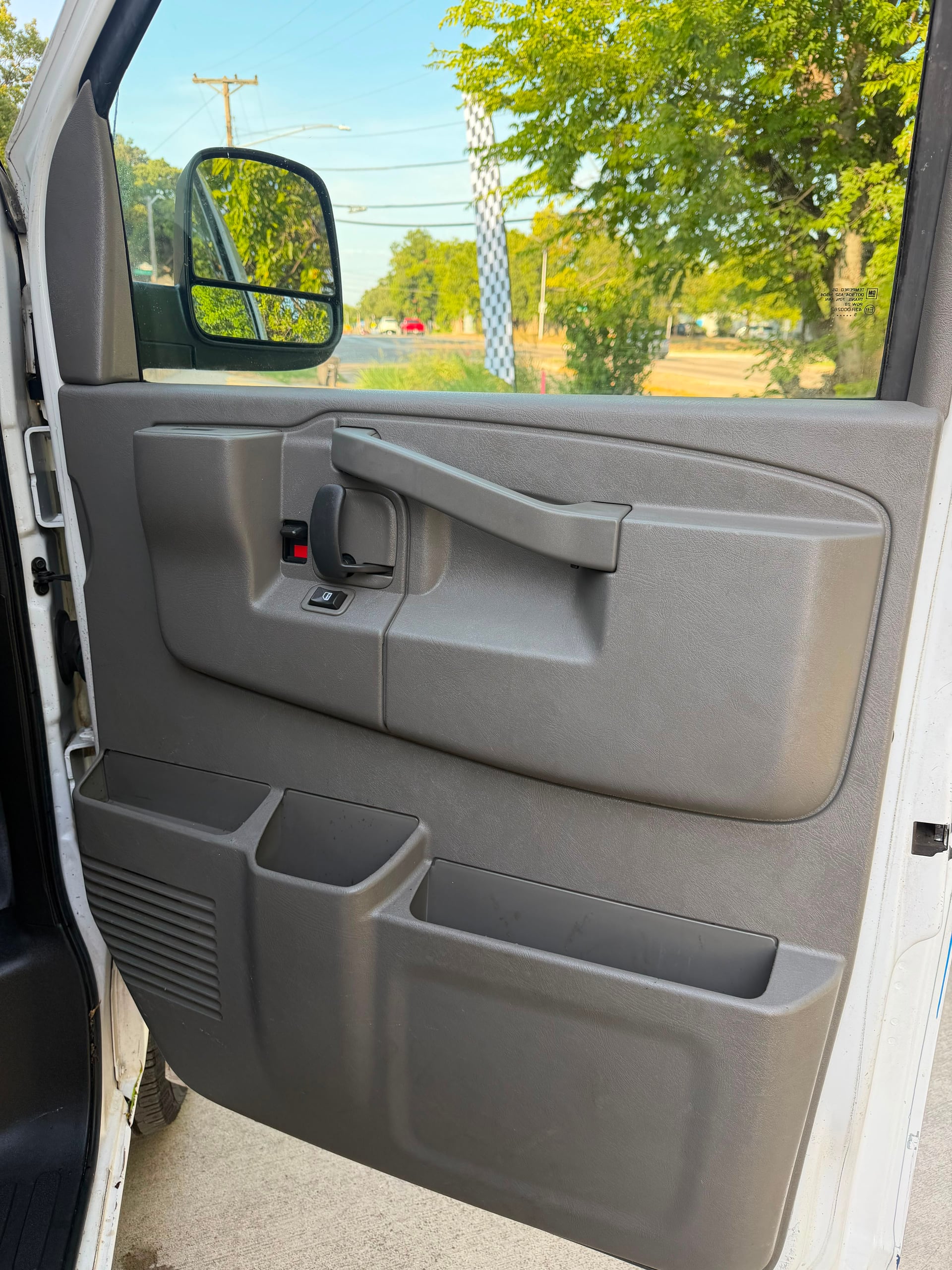 Chevrolet Cargo van 2500