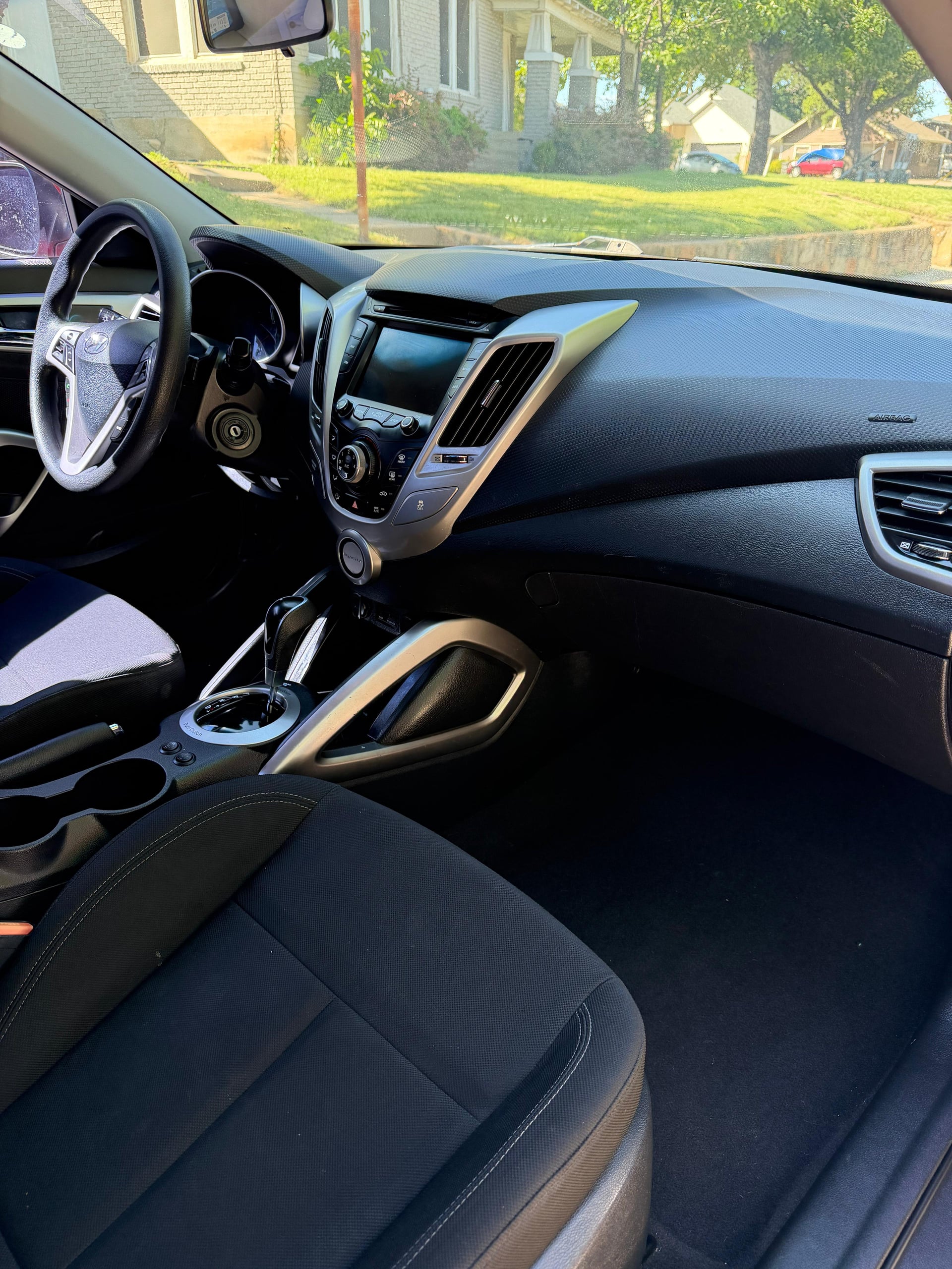Hyundai Veloster