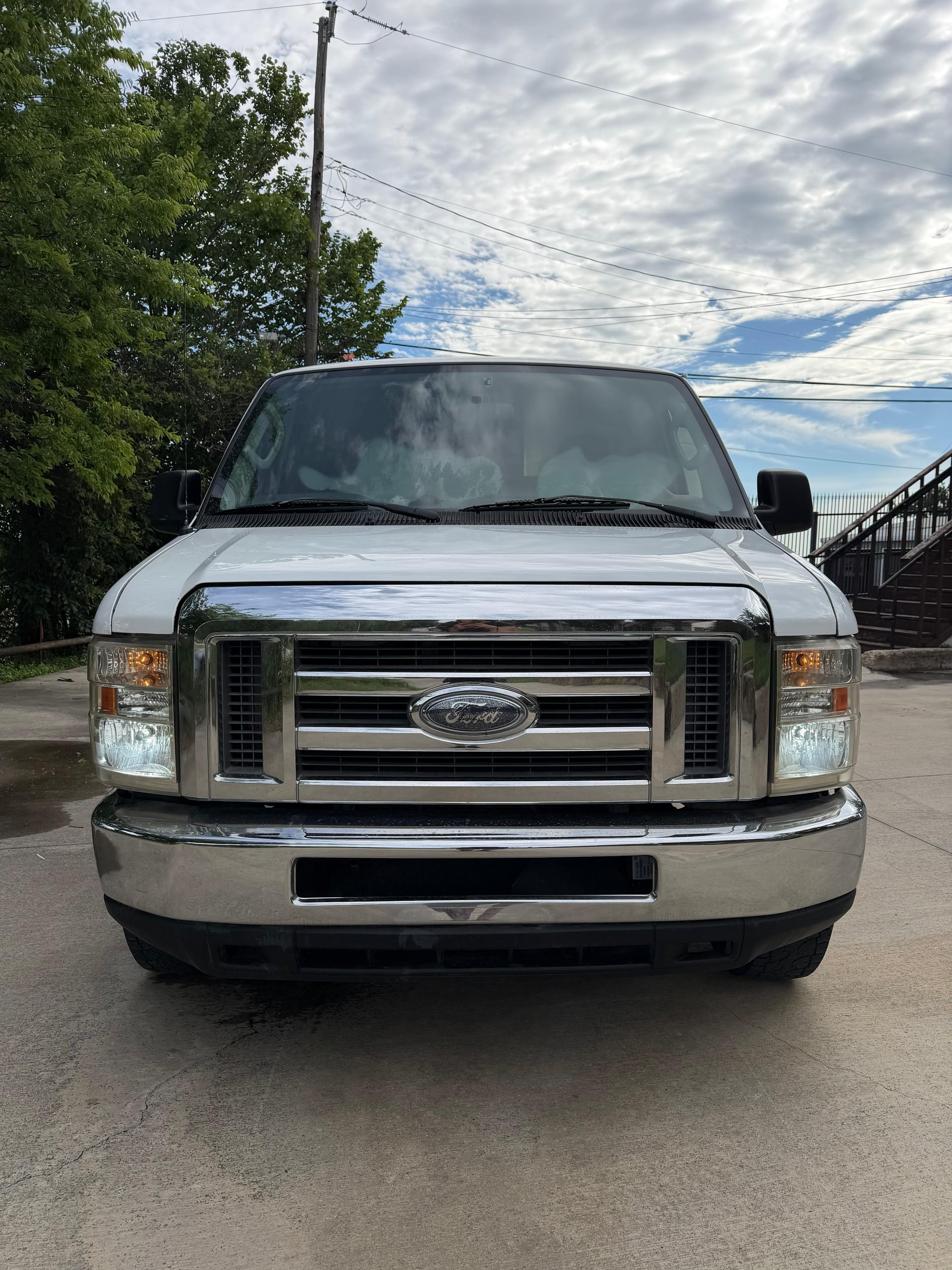 Ford E250 Cargo Van