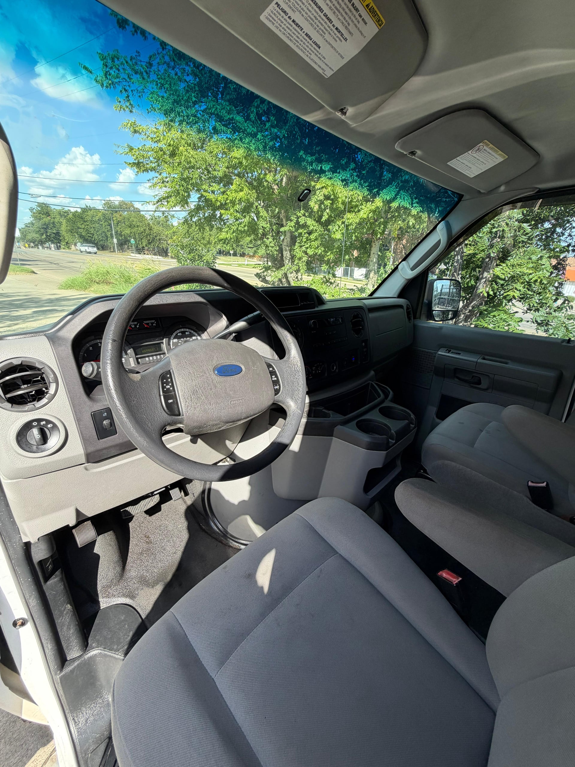 Ford E-250 Cargo Van