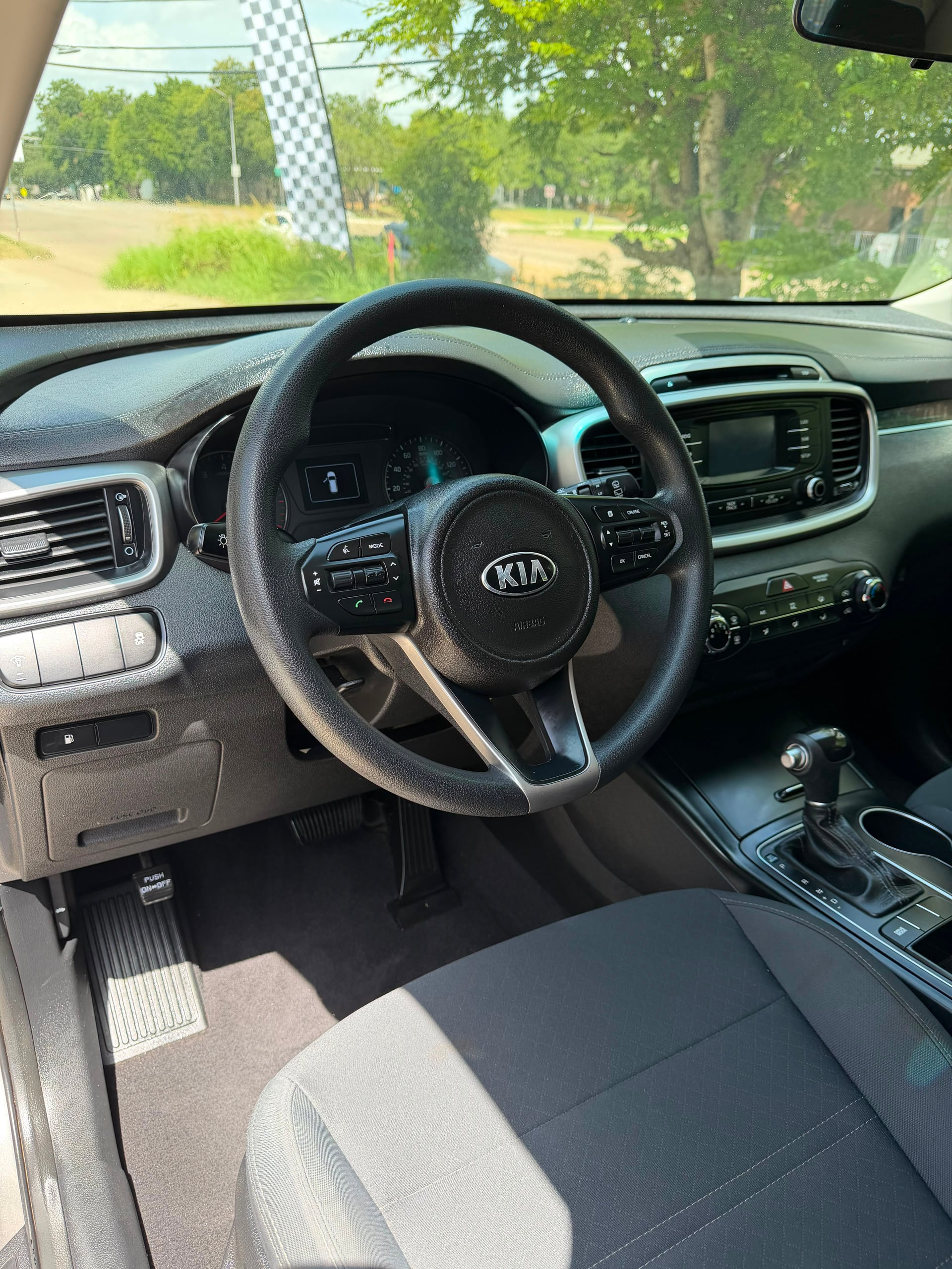 Kia Sorento LX