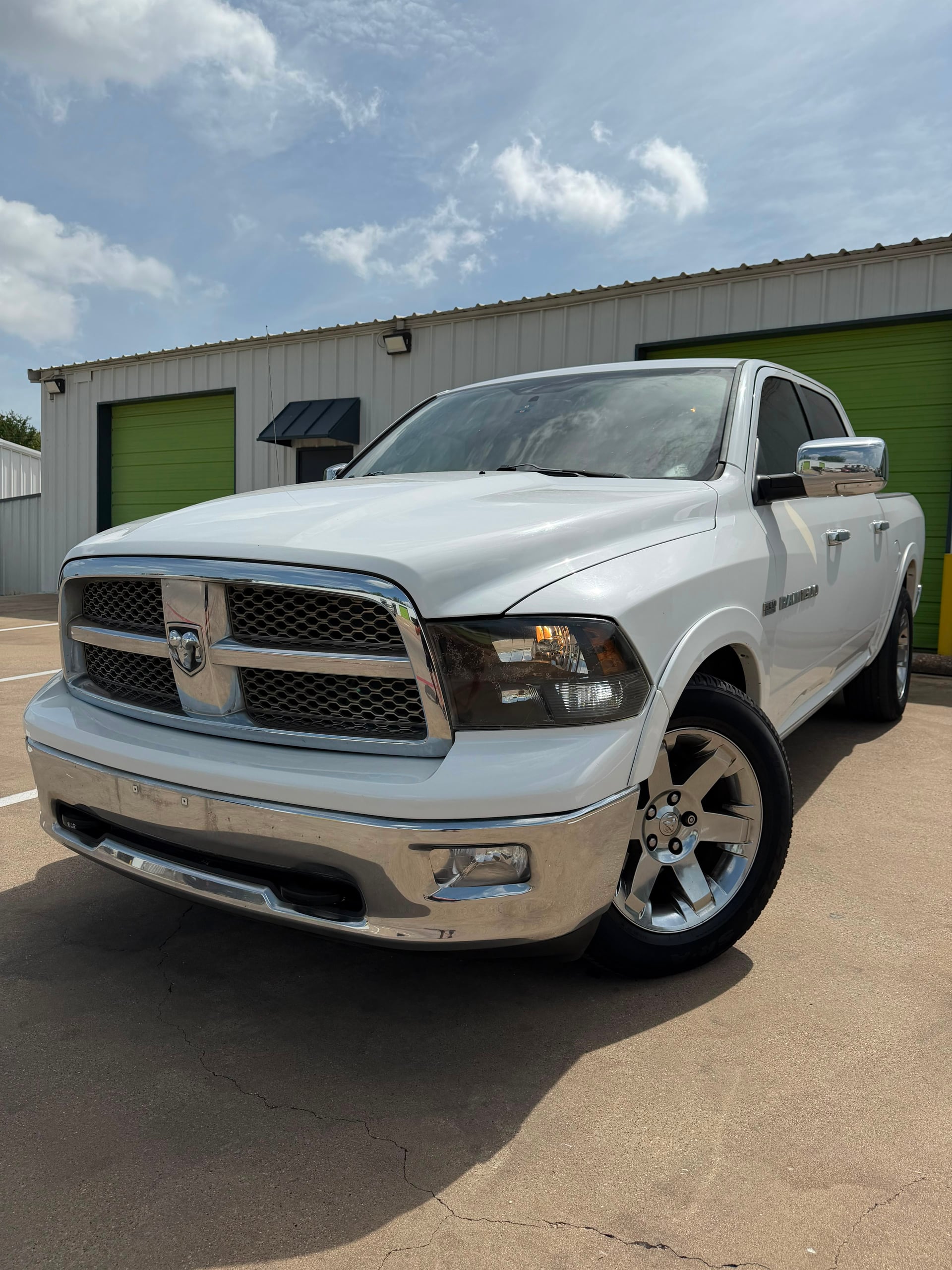 RAM Laramie 5.7