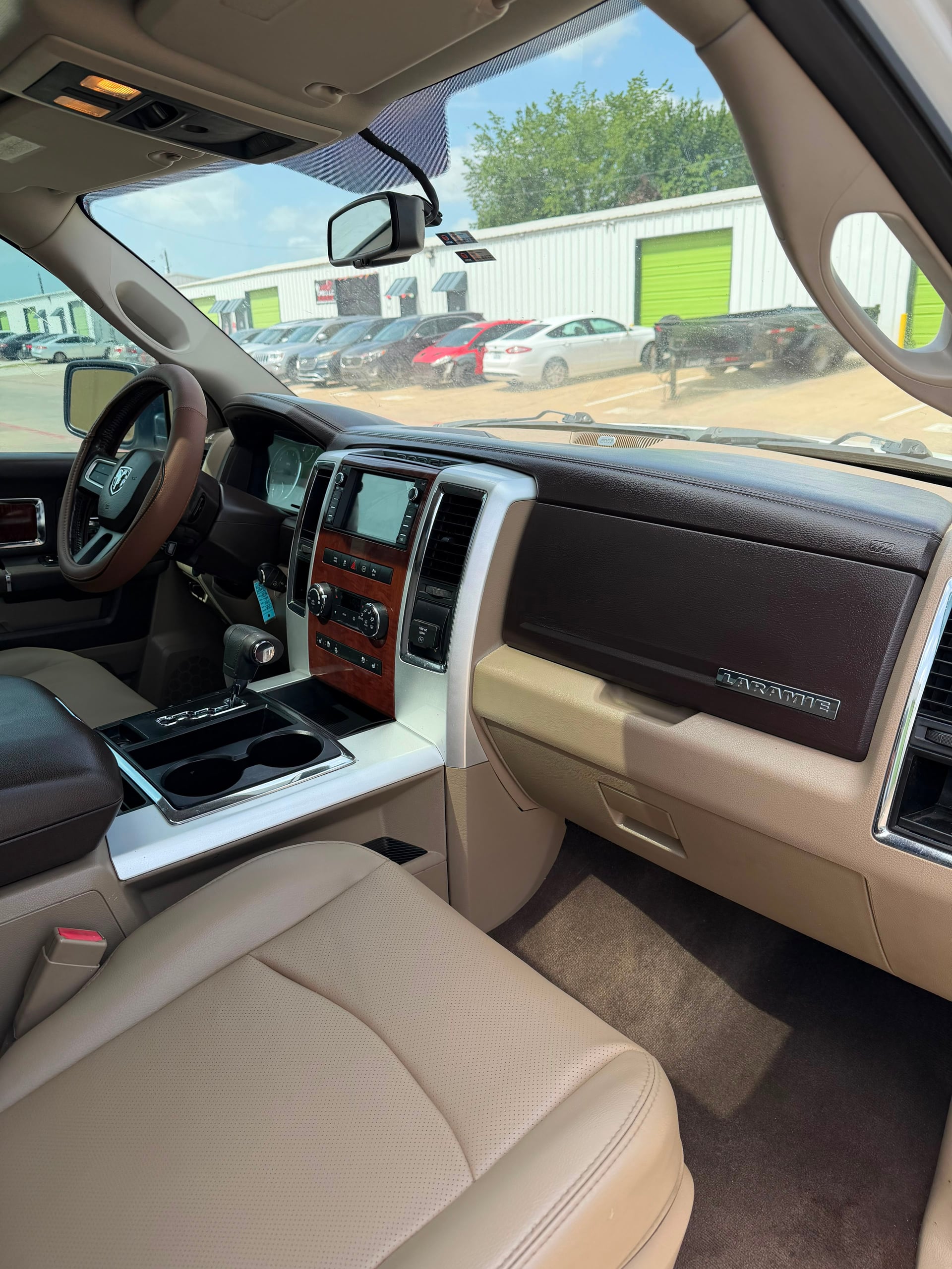 RAM Laramie 5.7