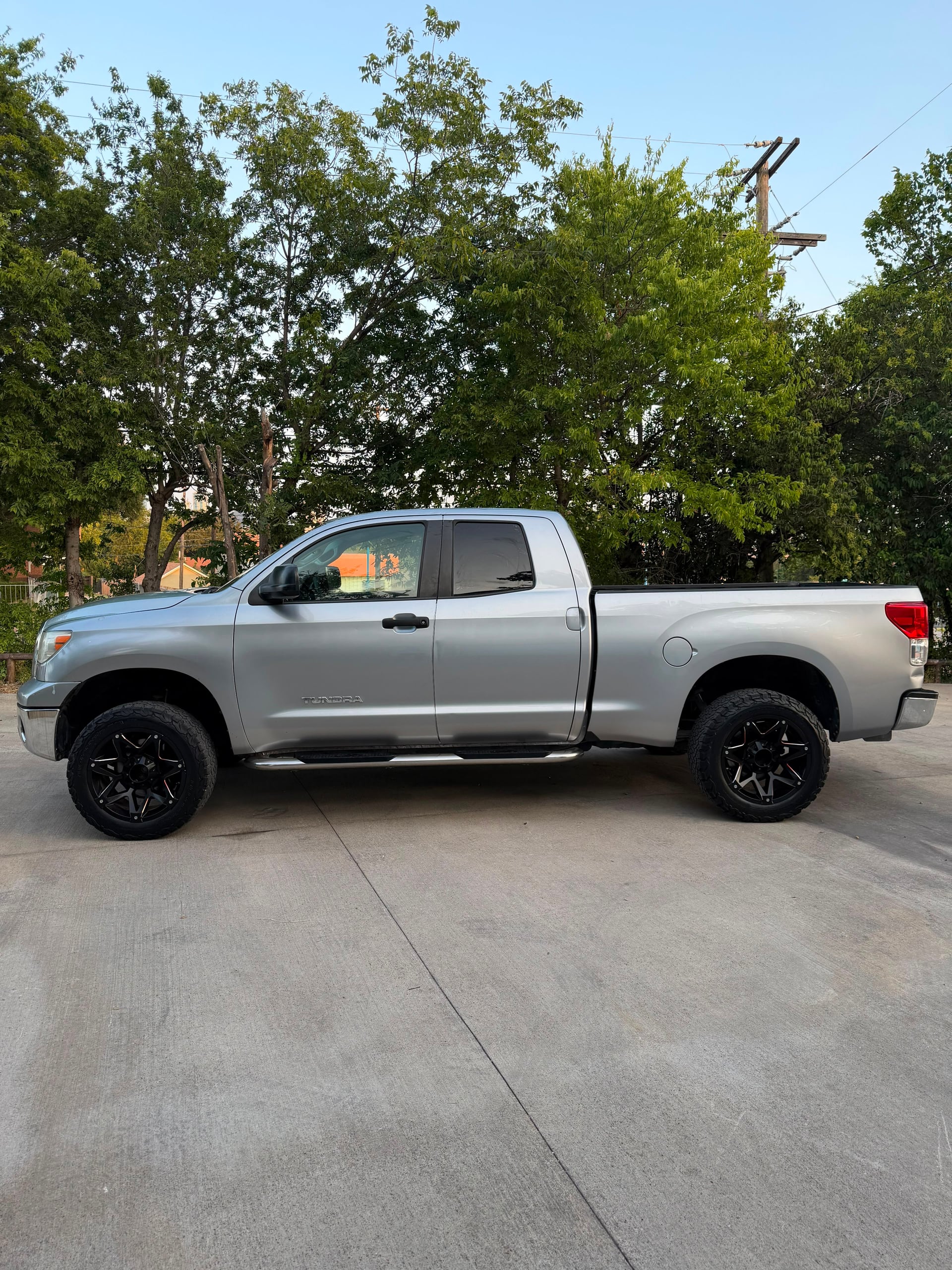 Toyota Tundra sr5