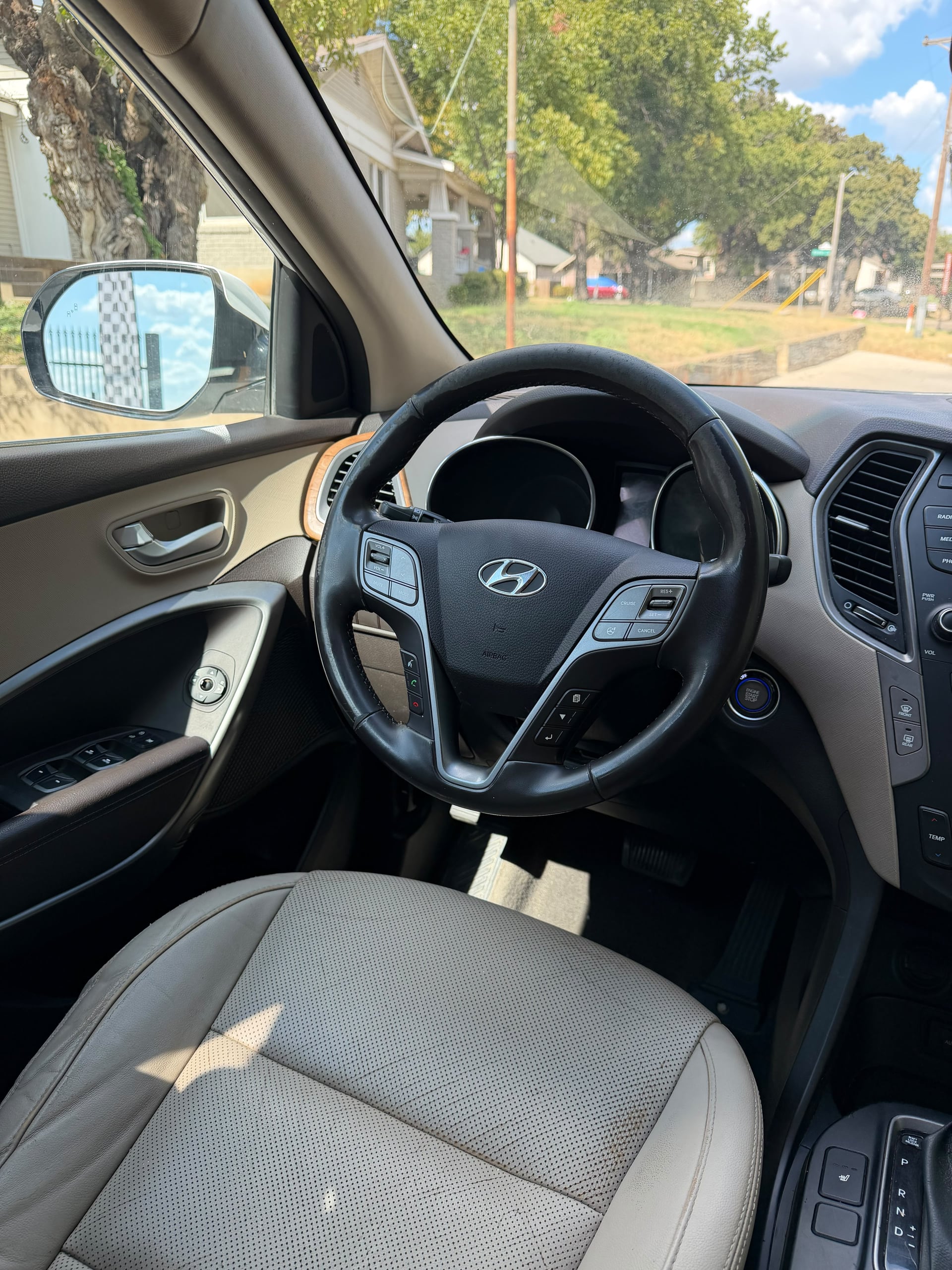 Hyundai SANTA FE
