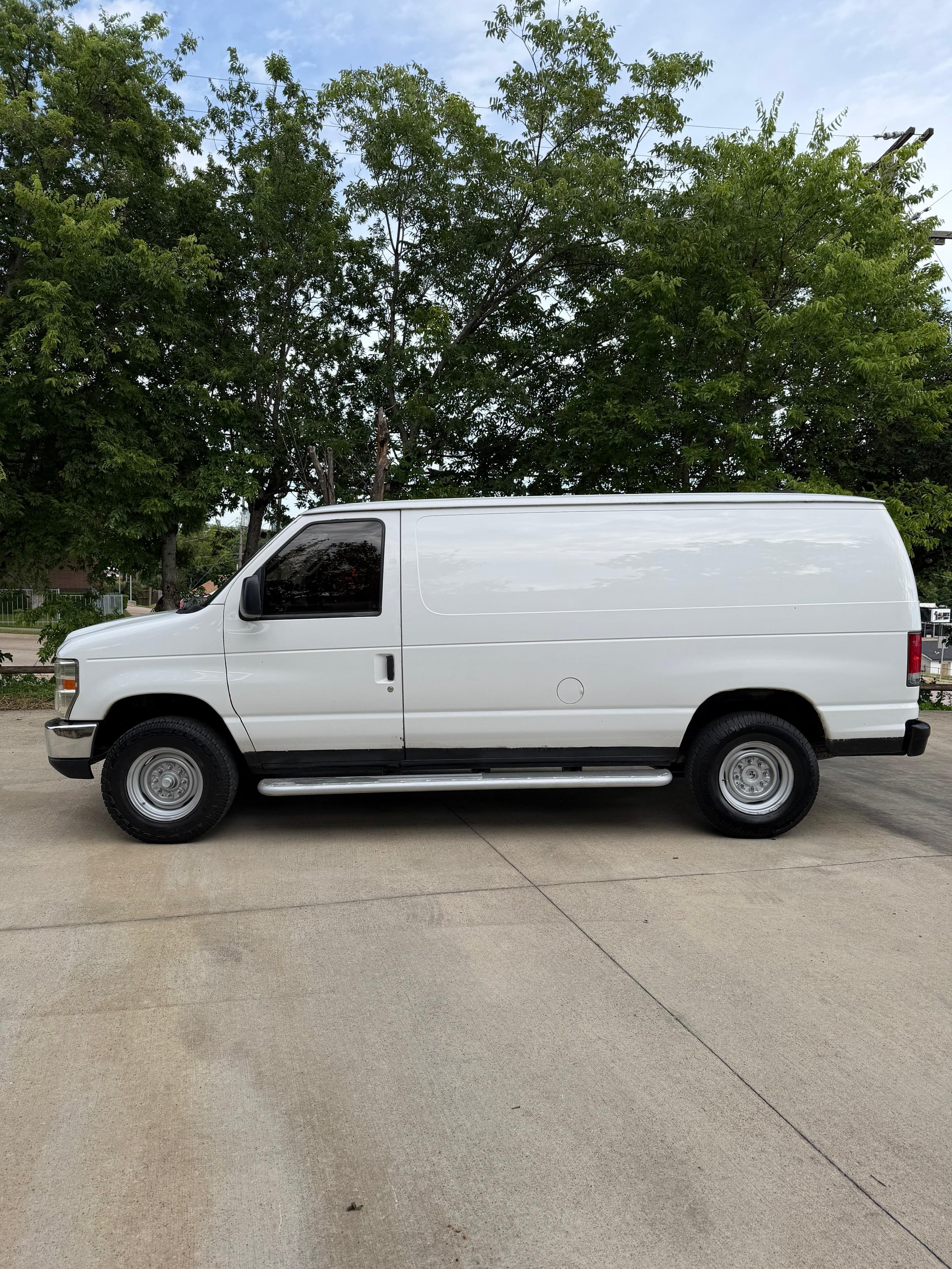 Ford E250 Cargo Van