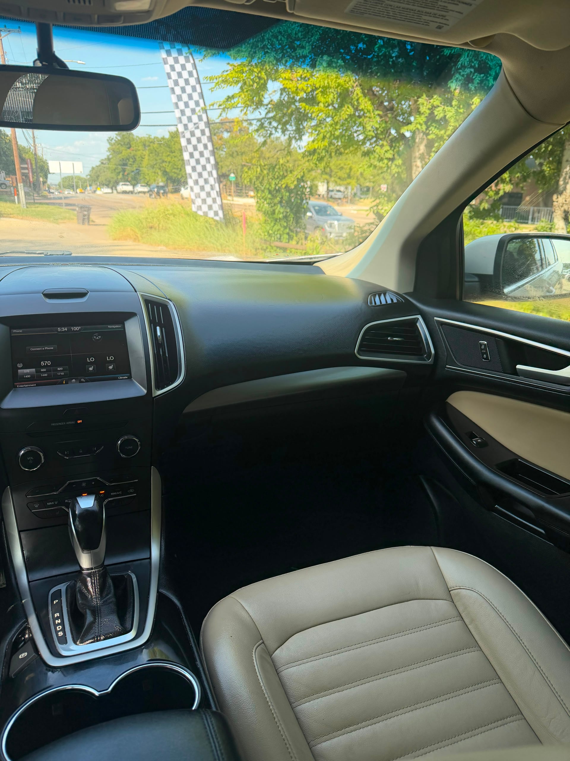 Ford Edge Titanium v6