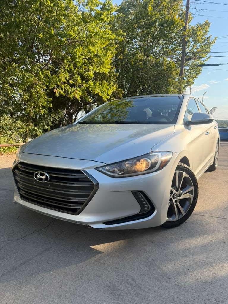 Hyundai ELANTRA LIMITED