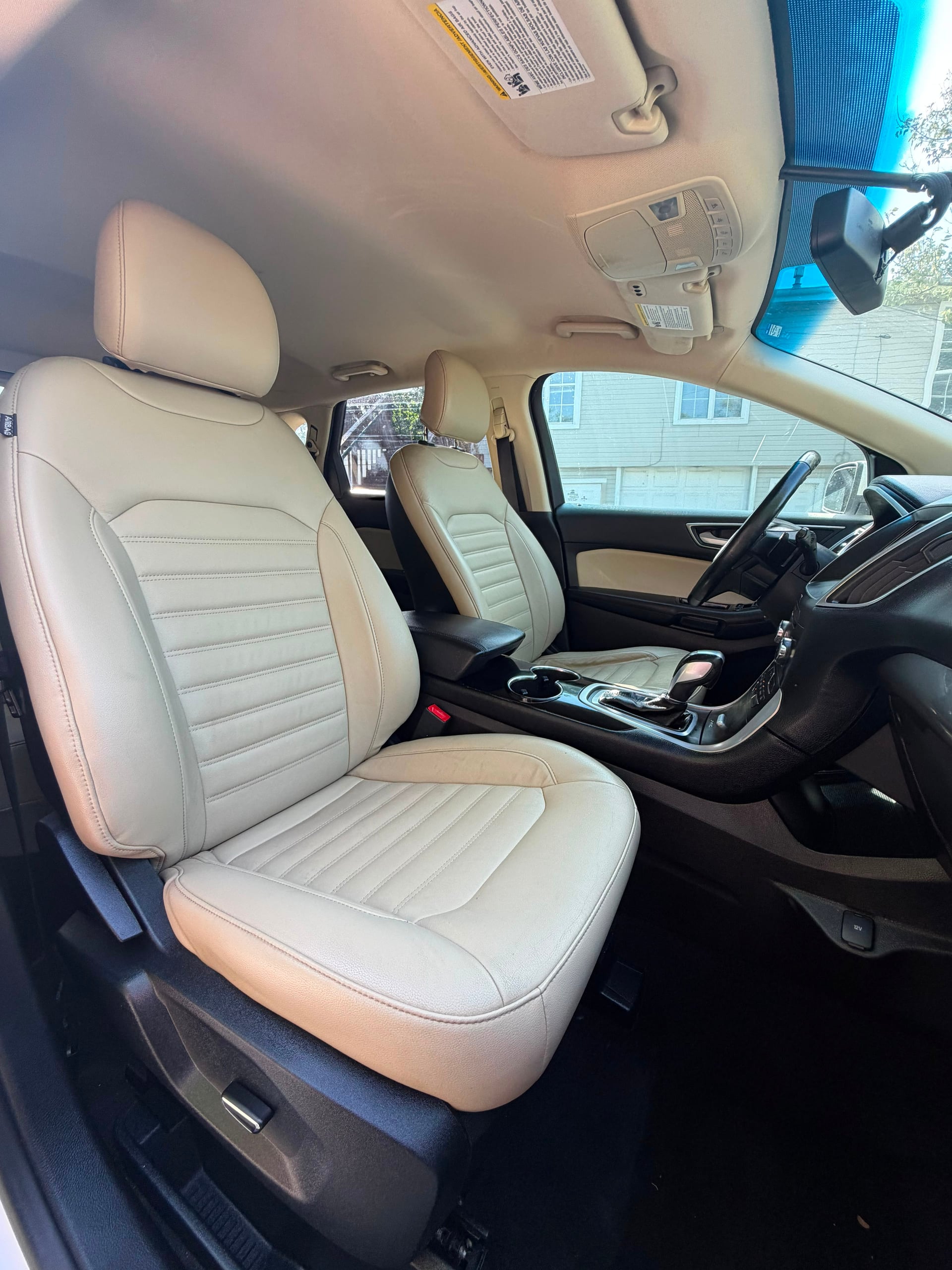 Ford Edge Titanium v6