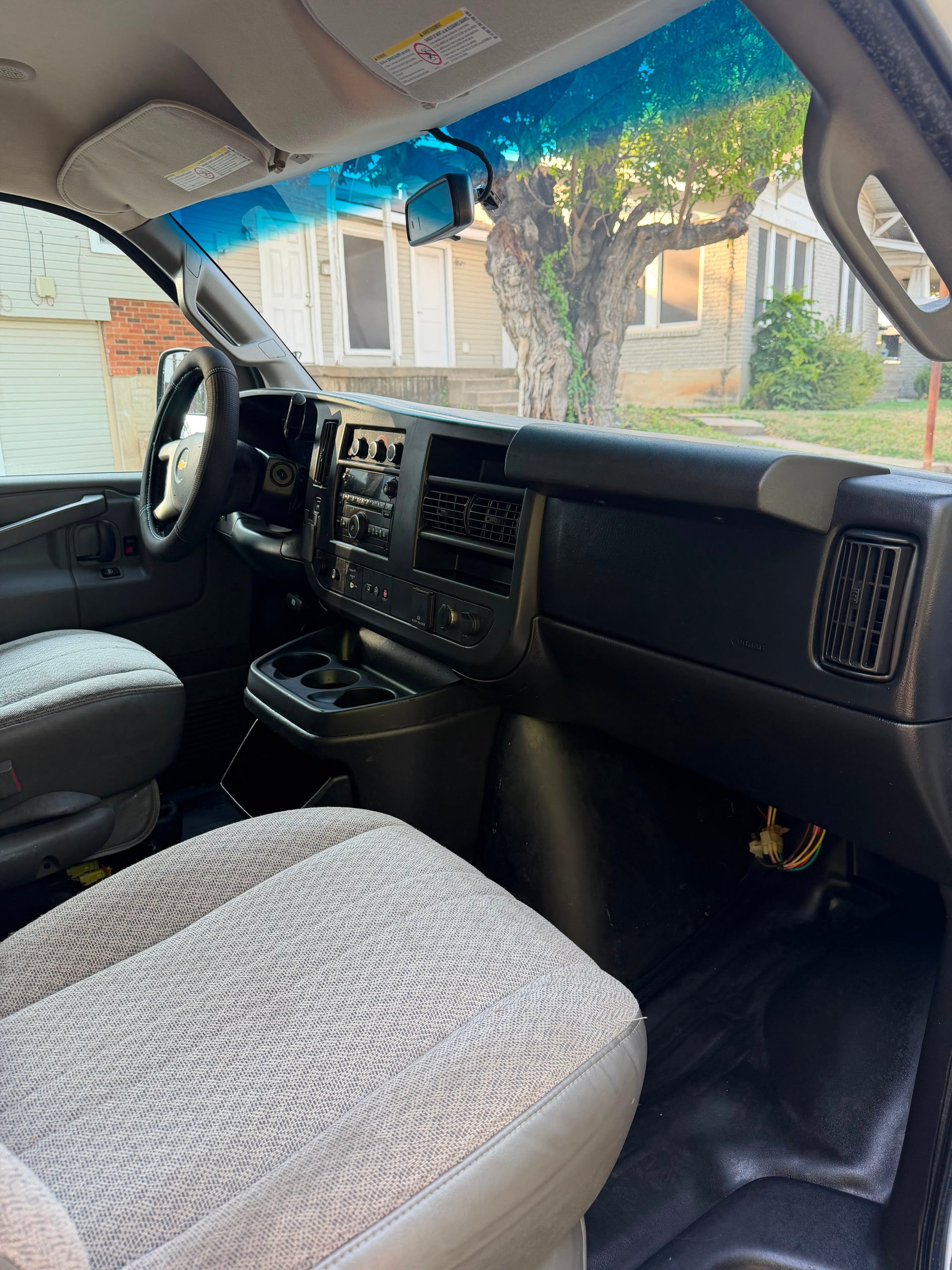 Chevrolet Cargo van 2500