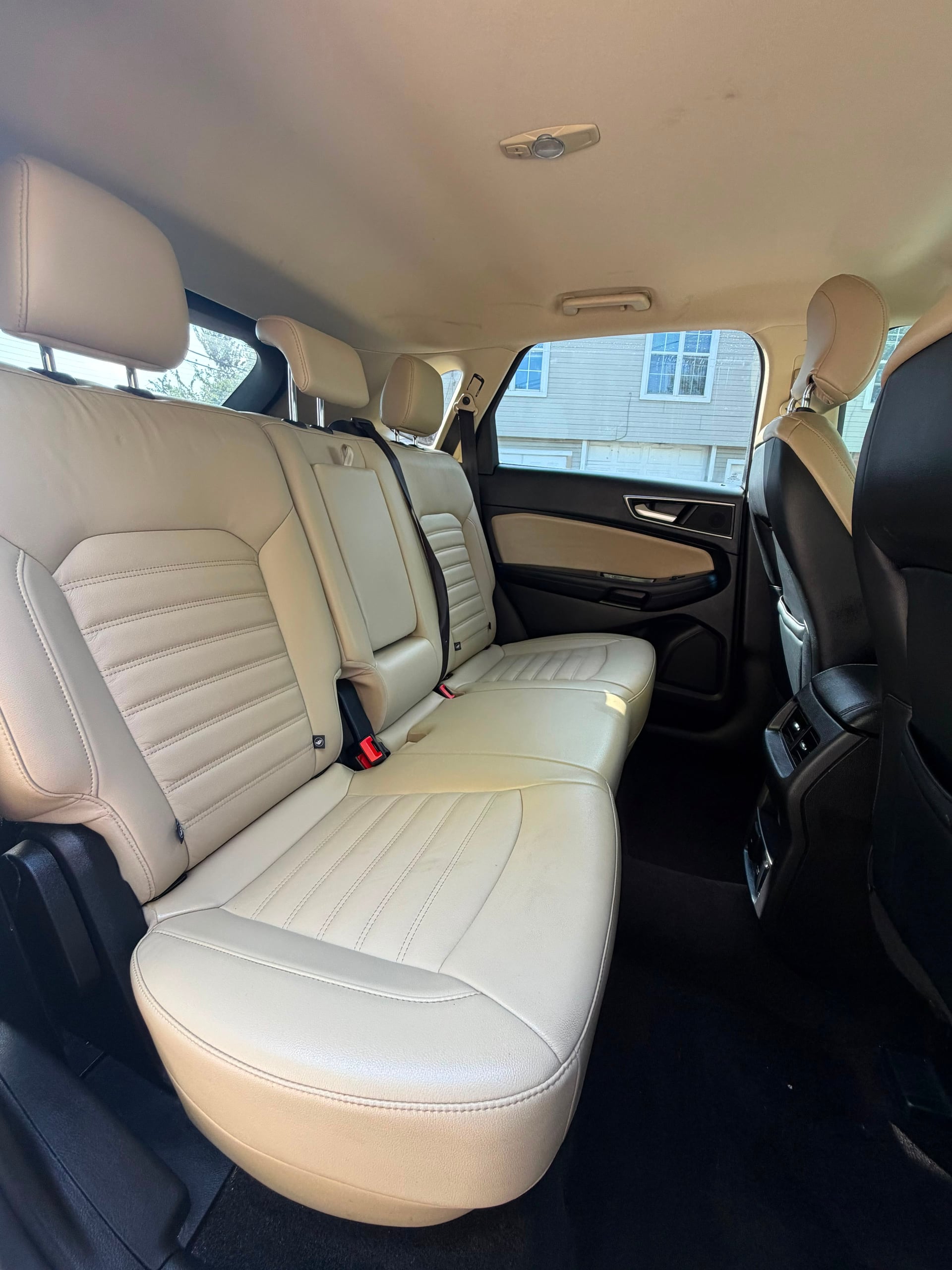 Ford Edge Titanium v6