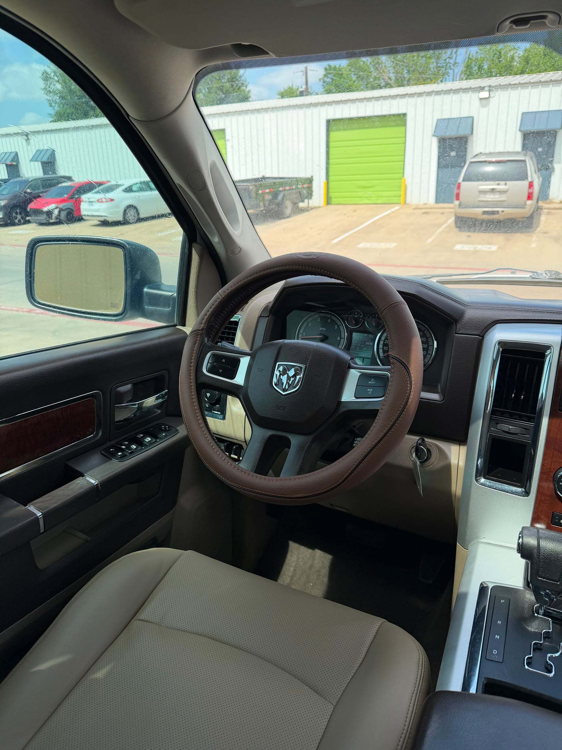 RAM Laramie 5.7