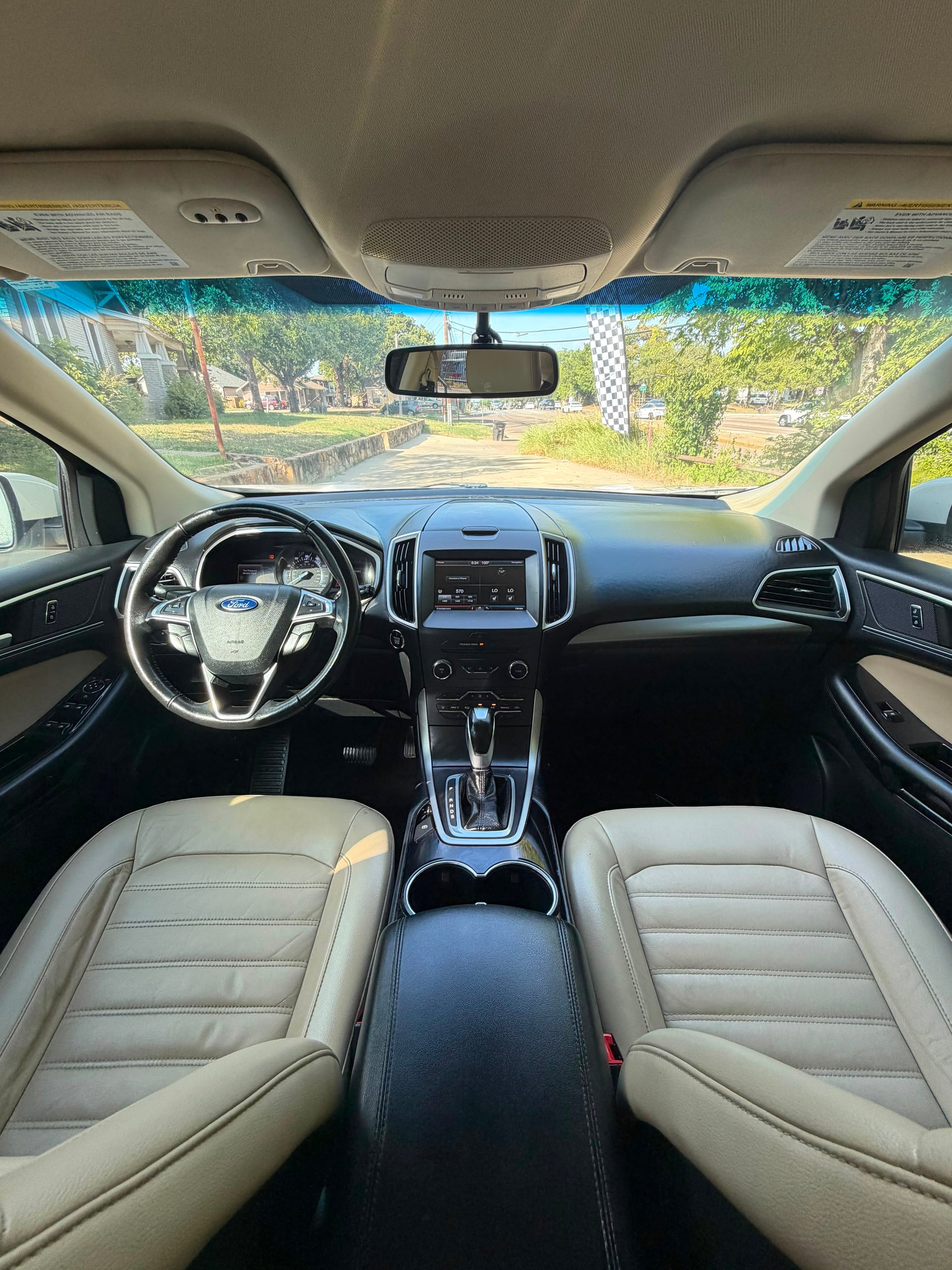 Ford Edge Titanium v6